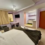 Webi Coliving - Unidade Coqueiros - Florianopolis-Sc