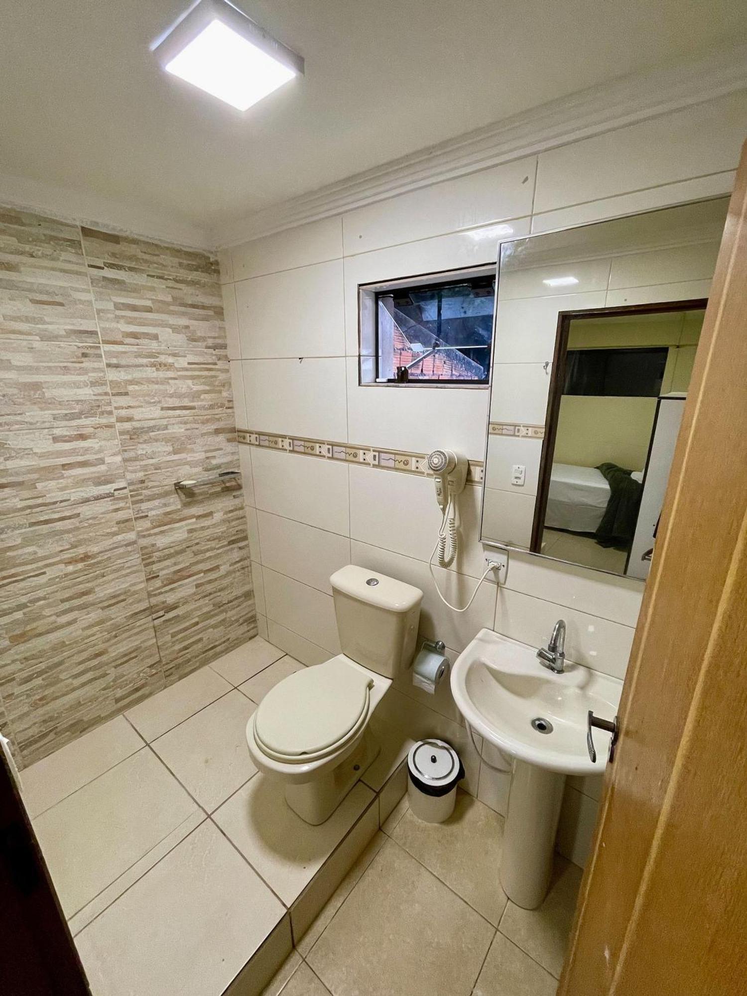 Webi Coliving - Unidade Coqueiros - Florianopolis-sc *